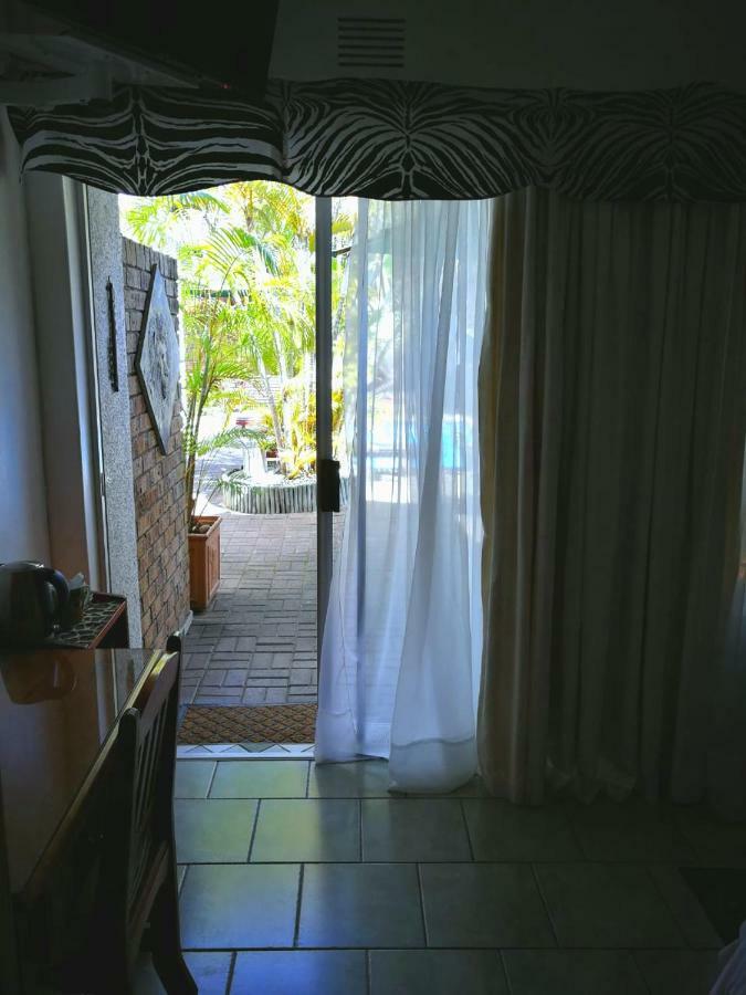 Bhangazi Lodge Bed & Breakfast Saint Lucia Estuary Extérieur photo